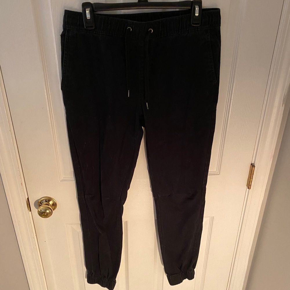 Empyre joggers